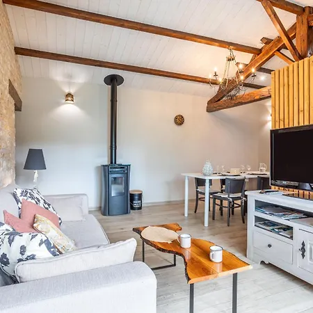 Le Chai De La Lumineuse Дом отдыха Сен-Пьер-д'Олерон